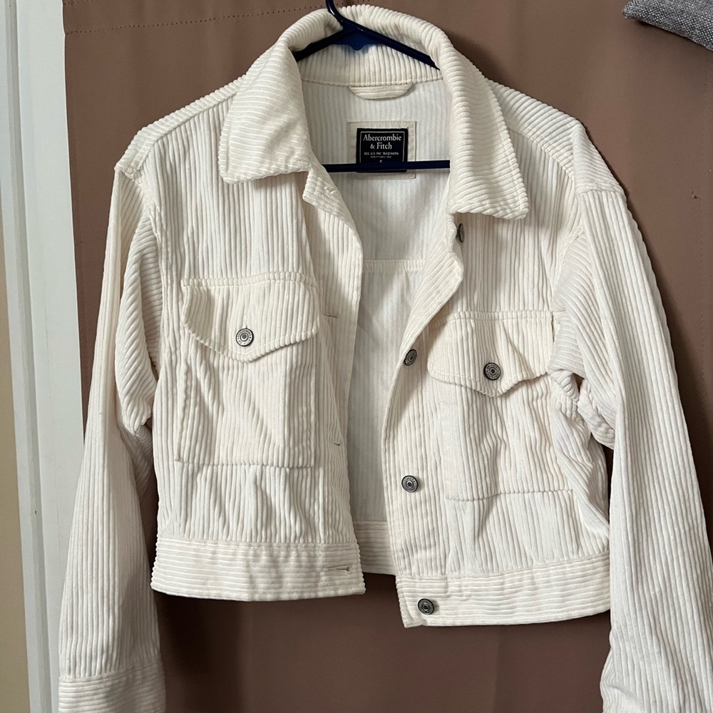 Abercrombie cropped Corduroy jacket